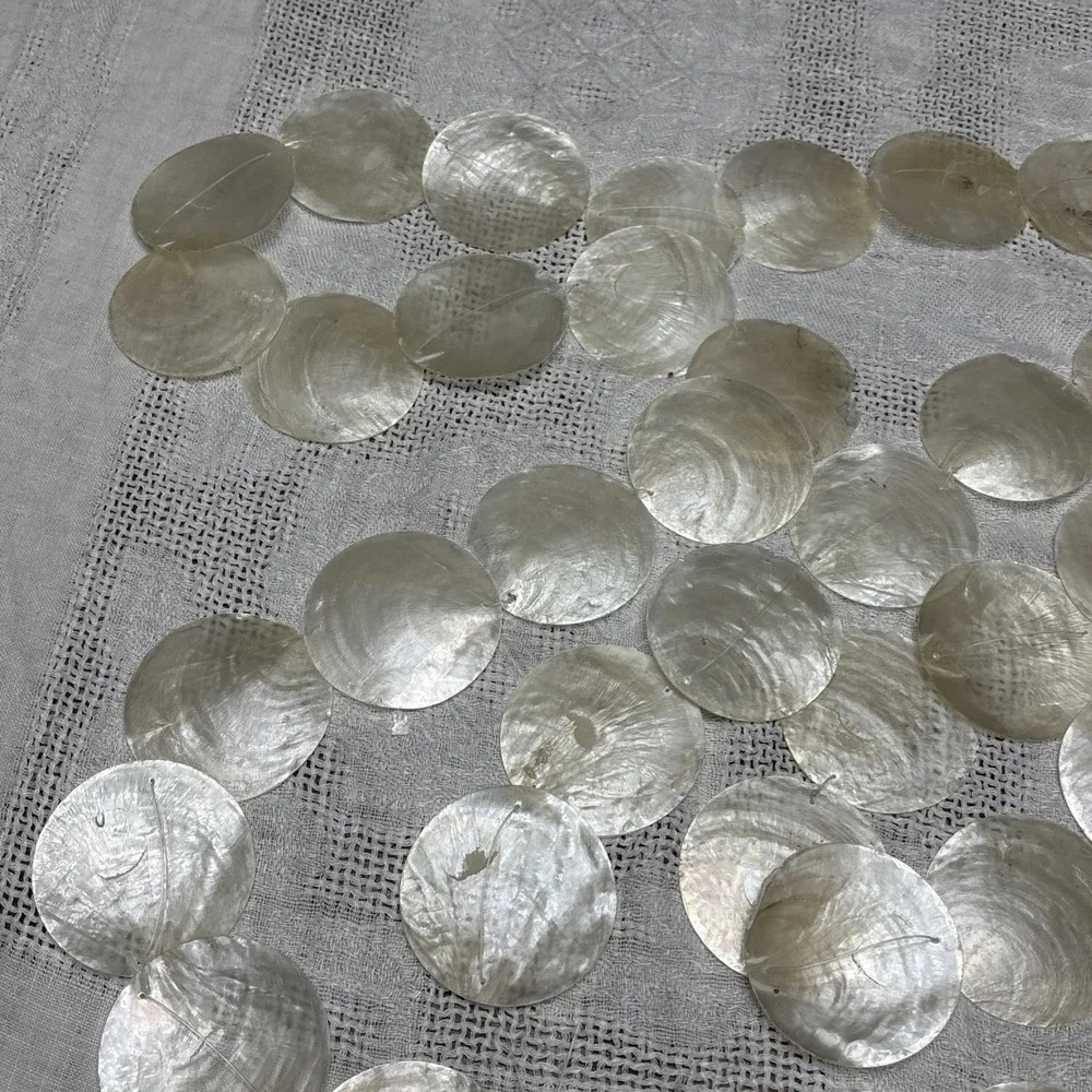 45 Pre Strung Capiz Shells White Round 2
